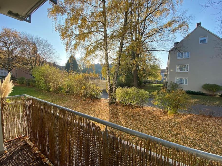 Country Style Apartment With Balcony Near Fair Hanover Exterior photo